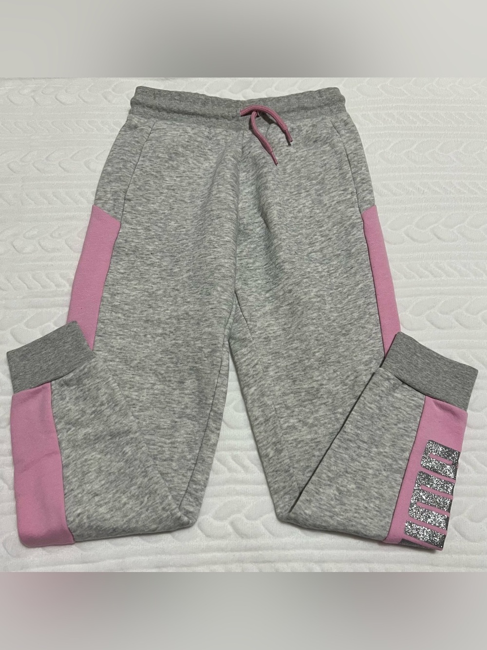 💗 Puma - Girls' Gray & Pink Fleece Joggers